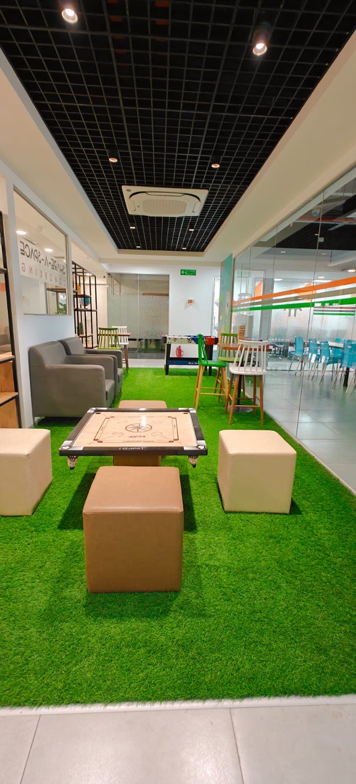 Common area and lounge